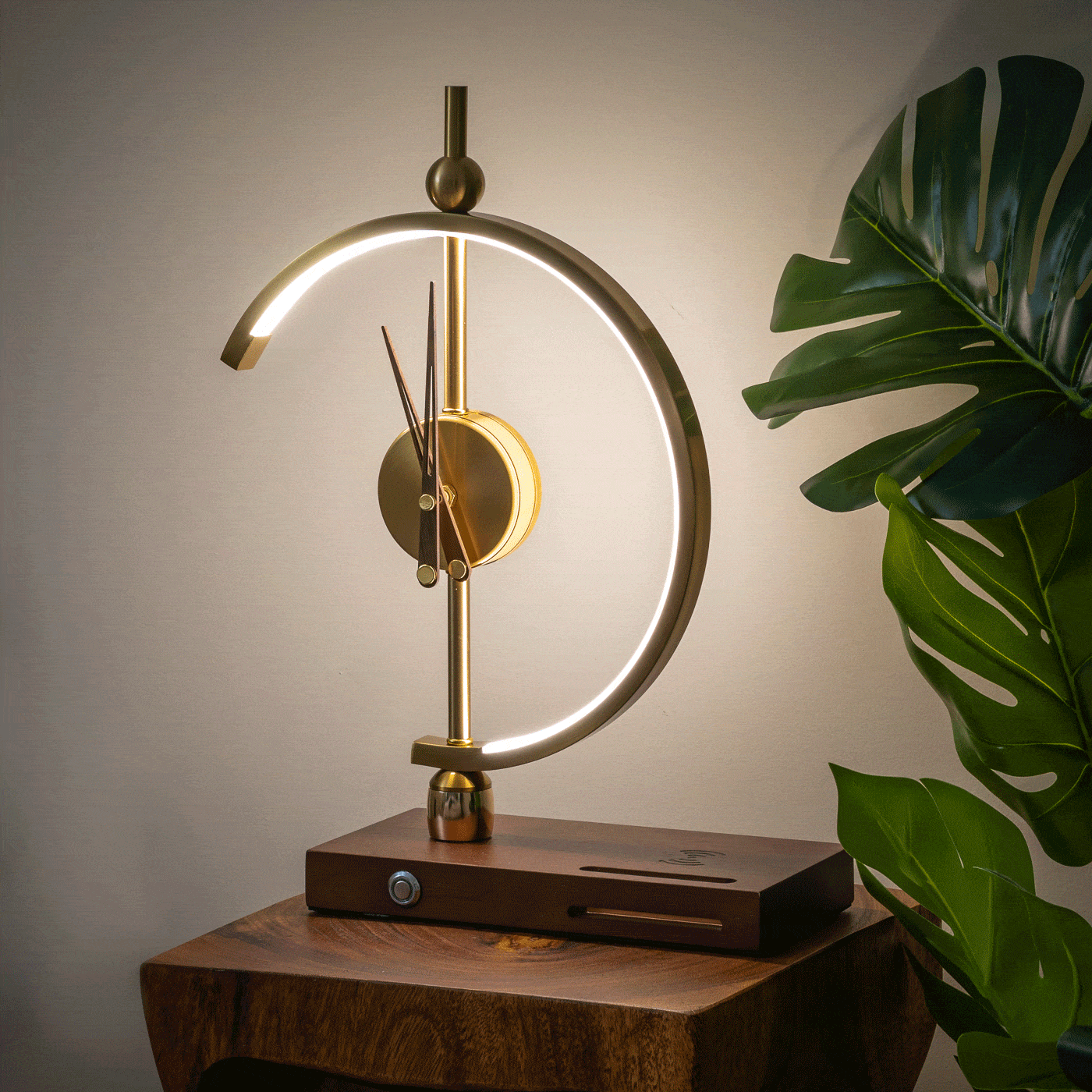 Modern Clock Lamp (Wireless Charging)