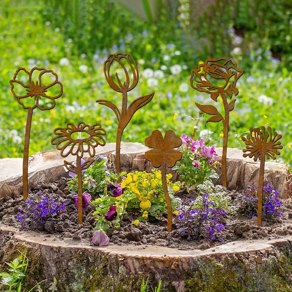6 Pcs Rustic Metal Flower Garden Stake Set