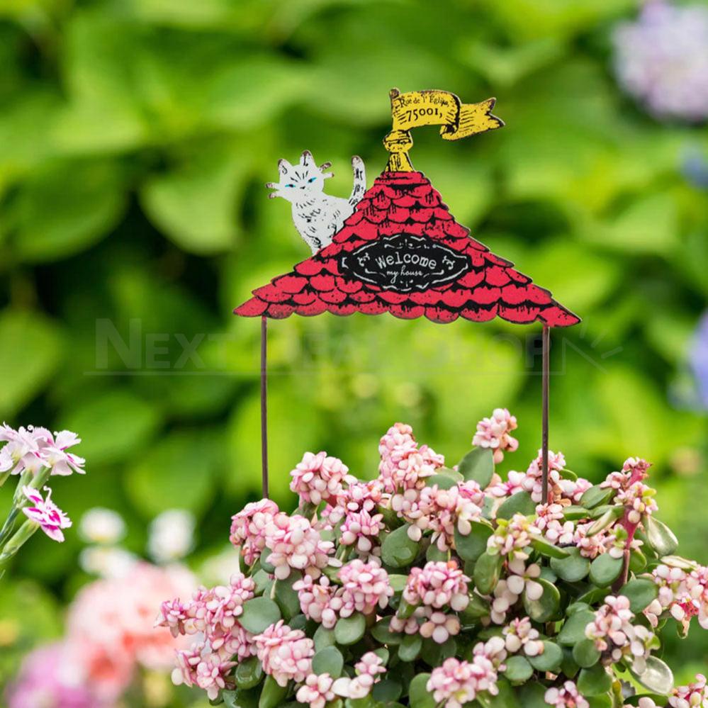 Adorable Metal Cat Garden Stake