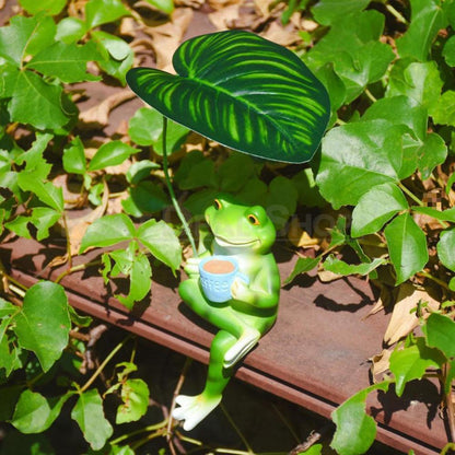 Coffee Frog Garden Figurine with Leaf Umbrella