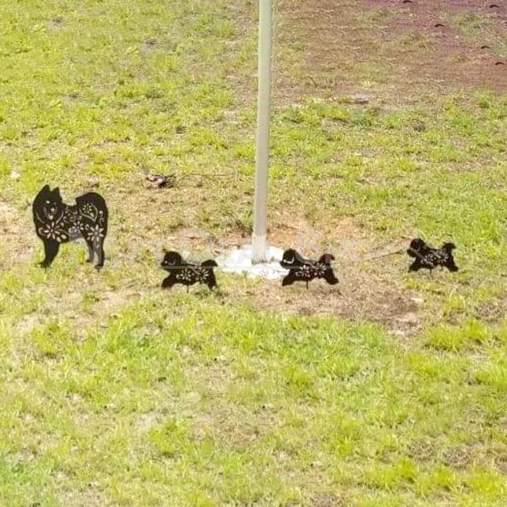 Family Pet Garden Silhouette Yard Stake